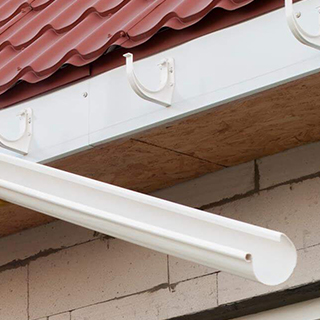 Pose et réparation de gouttières à Rosny-sous-Bois (93110) - MFL Couverture en Seine-Saint-Denis (93)