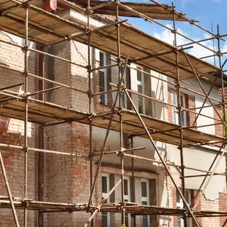 Ravalement de façade et peinture à Rosny-sous-Bois (93110) - MFL Couverture en Seine-Saint-Denis (93)